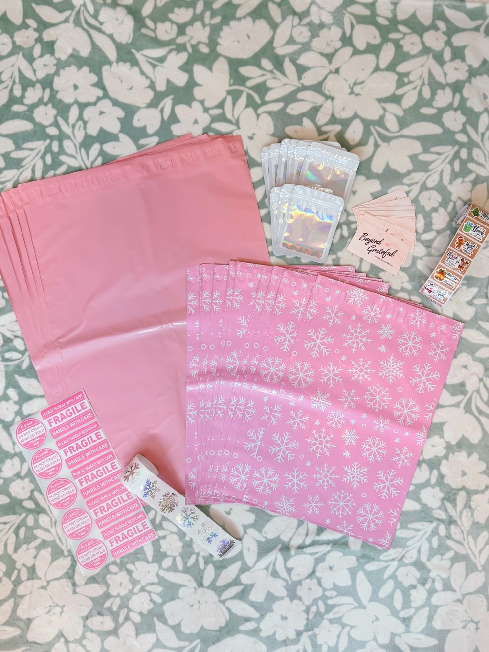 85 Piece Pink Snowflake Shipping Supply Bundle ❄️✨
